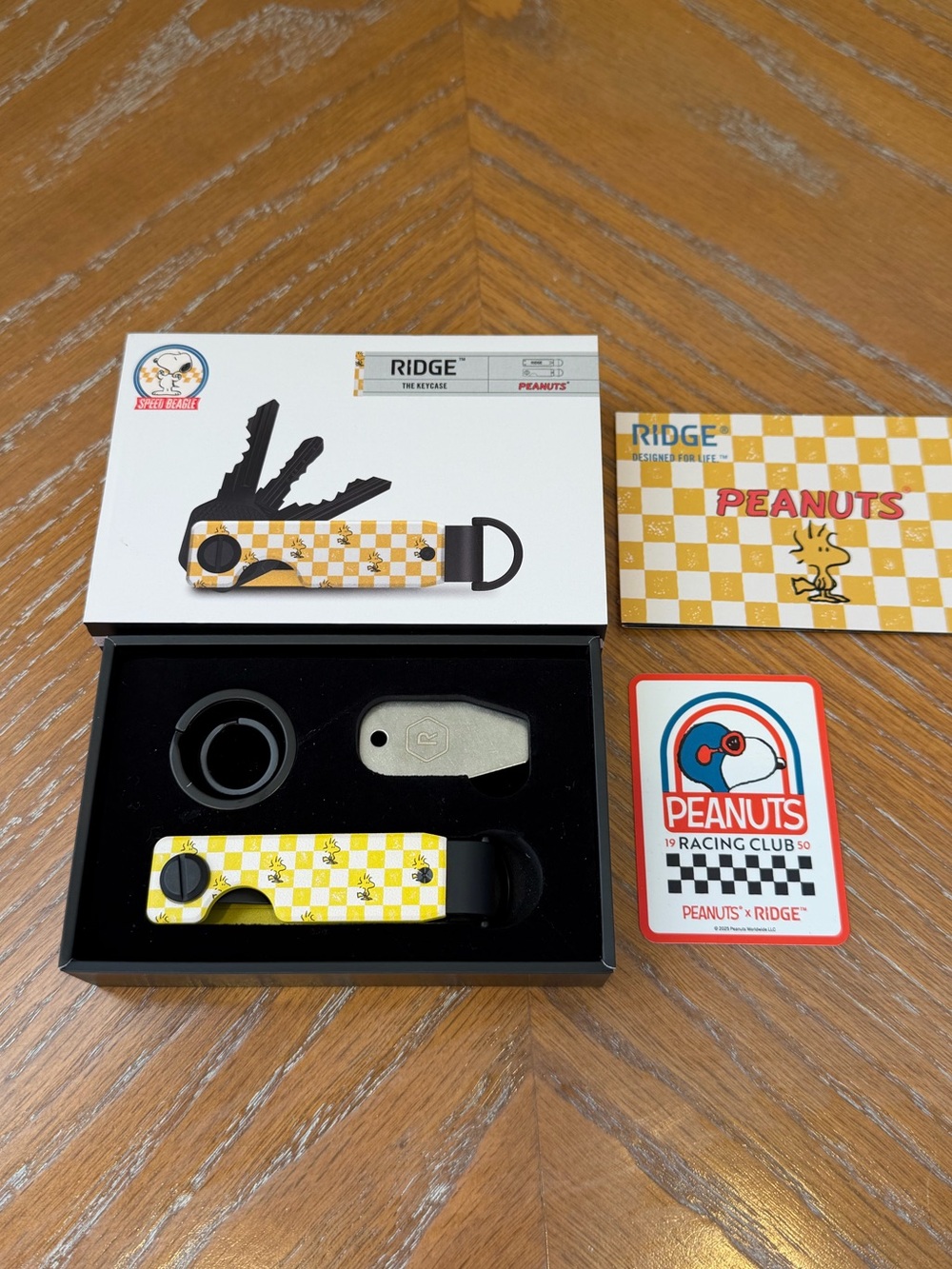NEW Ridge x Peanuts Checkerboard Speed Club Keycase - Picture 2 of 7